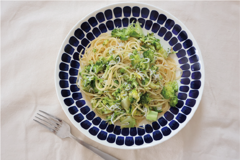 シラスとブロッコリーのパスタ